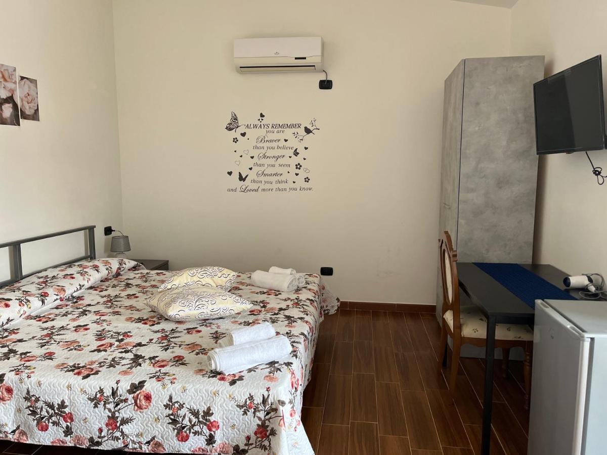 B&B Piandelidei Sassari Bagian luar foto