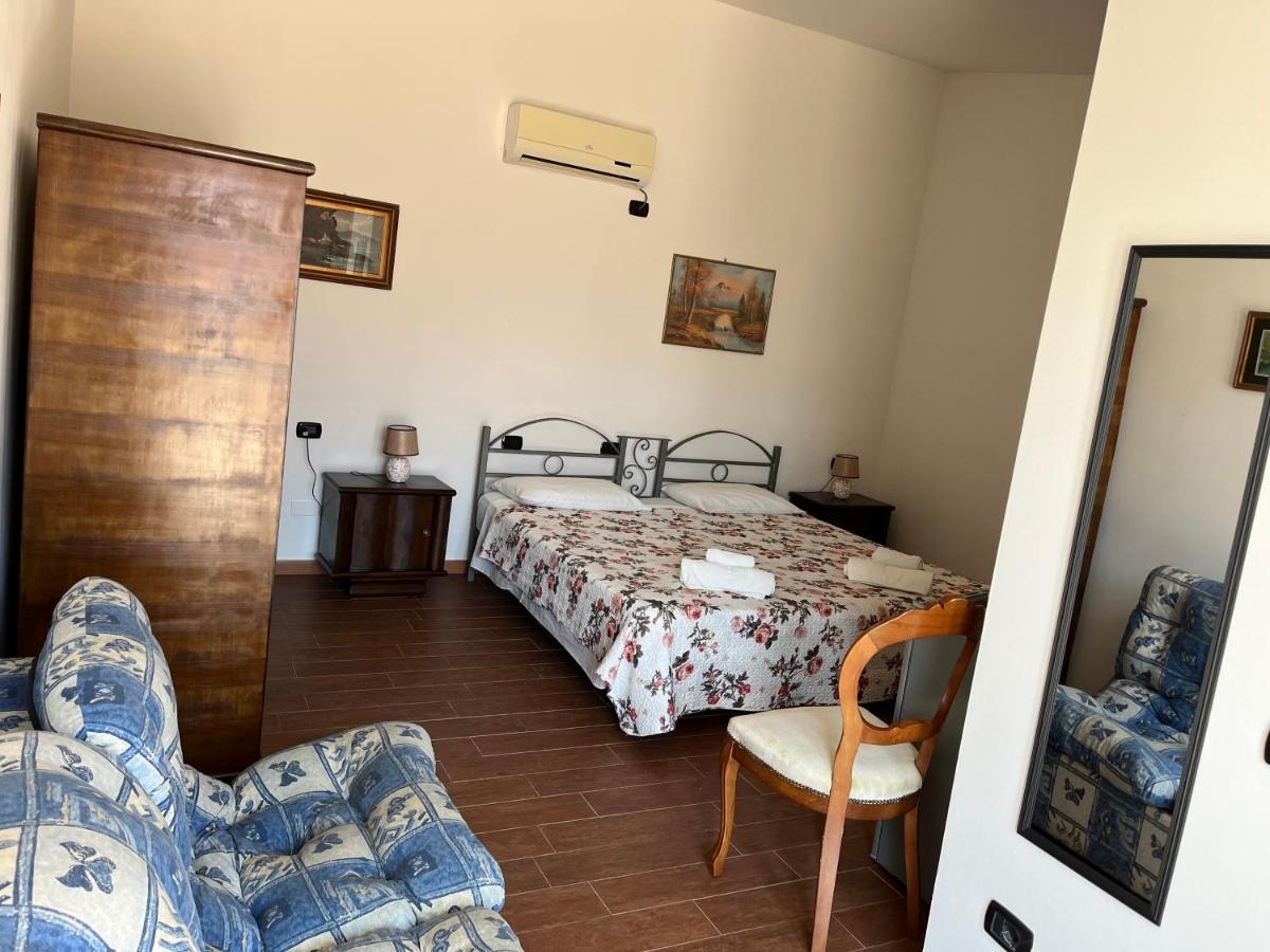 B&B Piandelidei Sassari Bagian luar foto